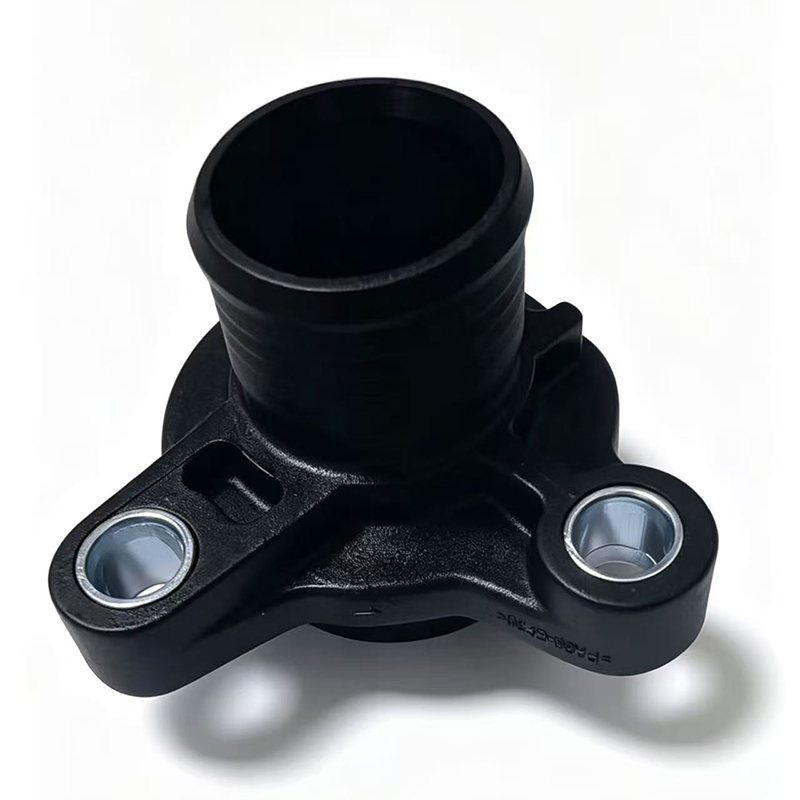 Fixed plastic outlet flange joint for engine cooling system