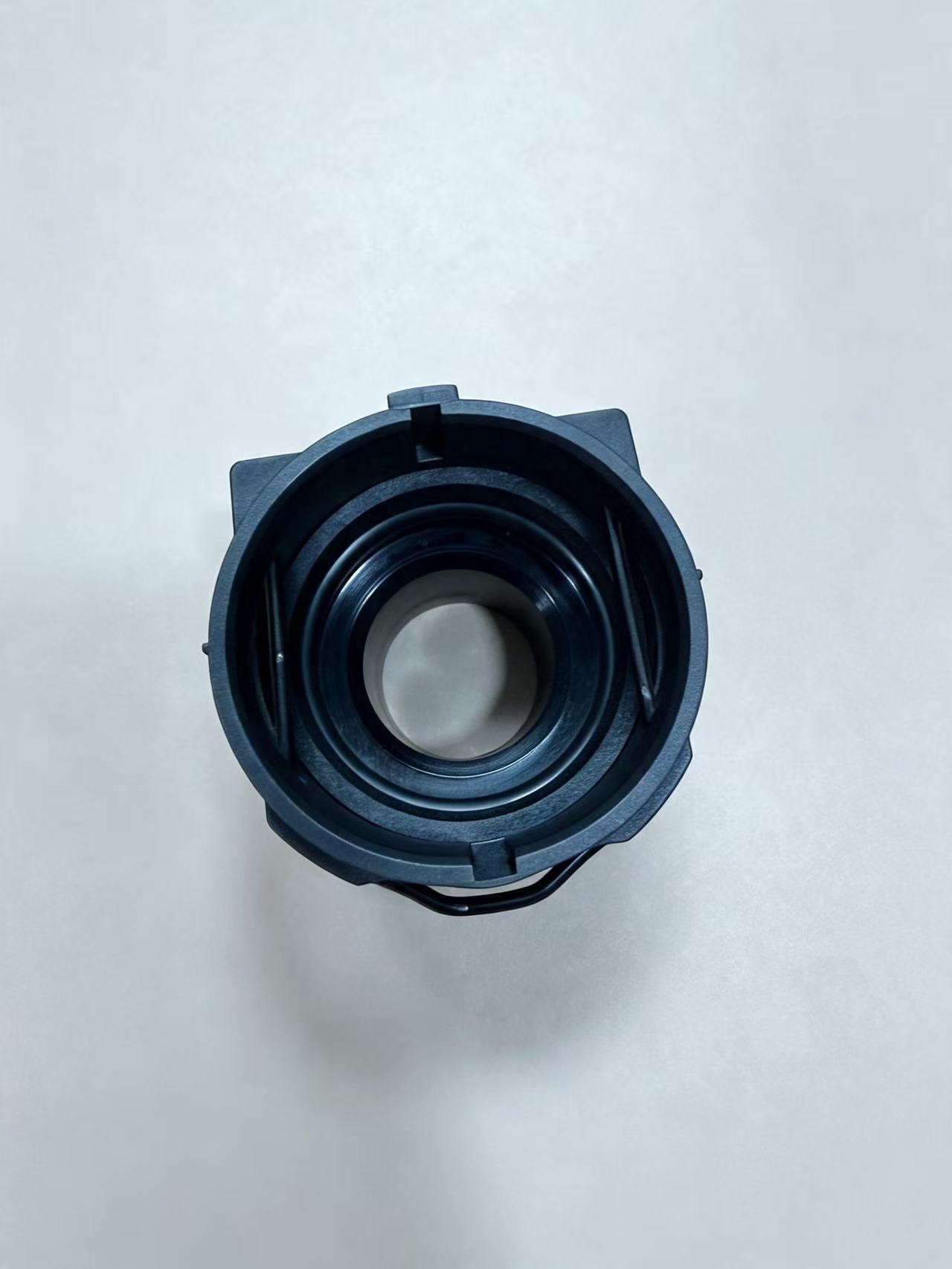 8K0 122 293K Car Radiator Water Pipe Connector Cooling Hose Joint For Audi