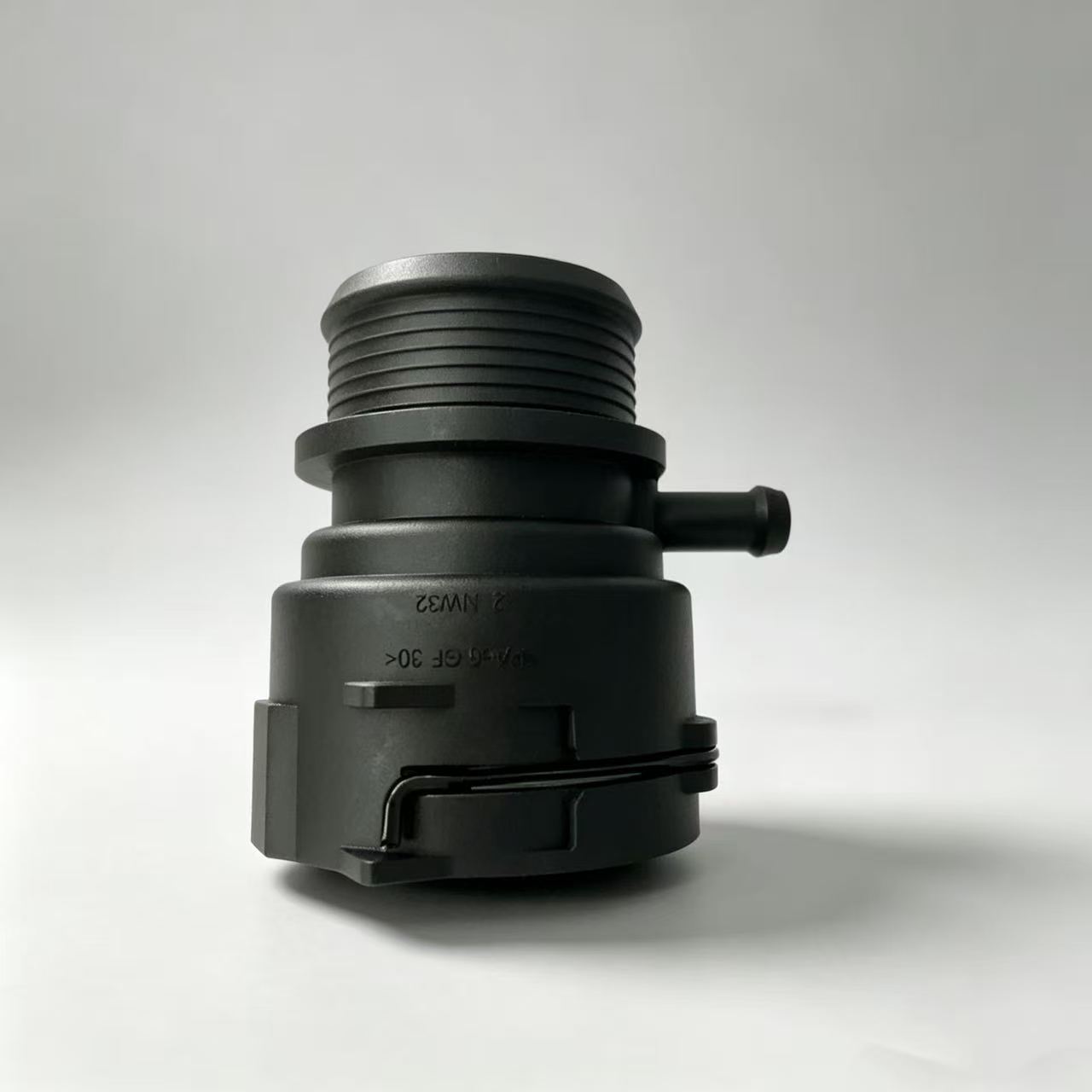 Automotive Water Pipe Connector OEM 2249848