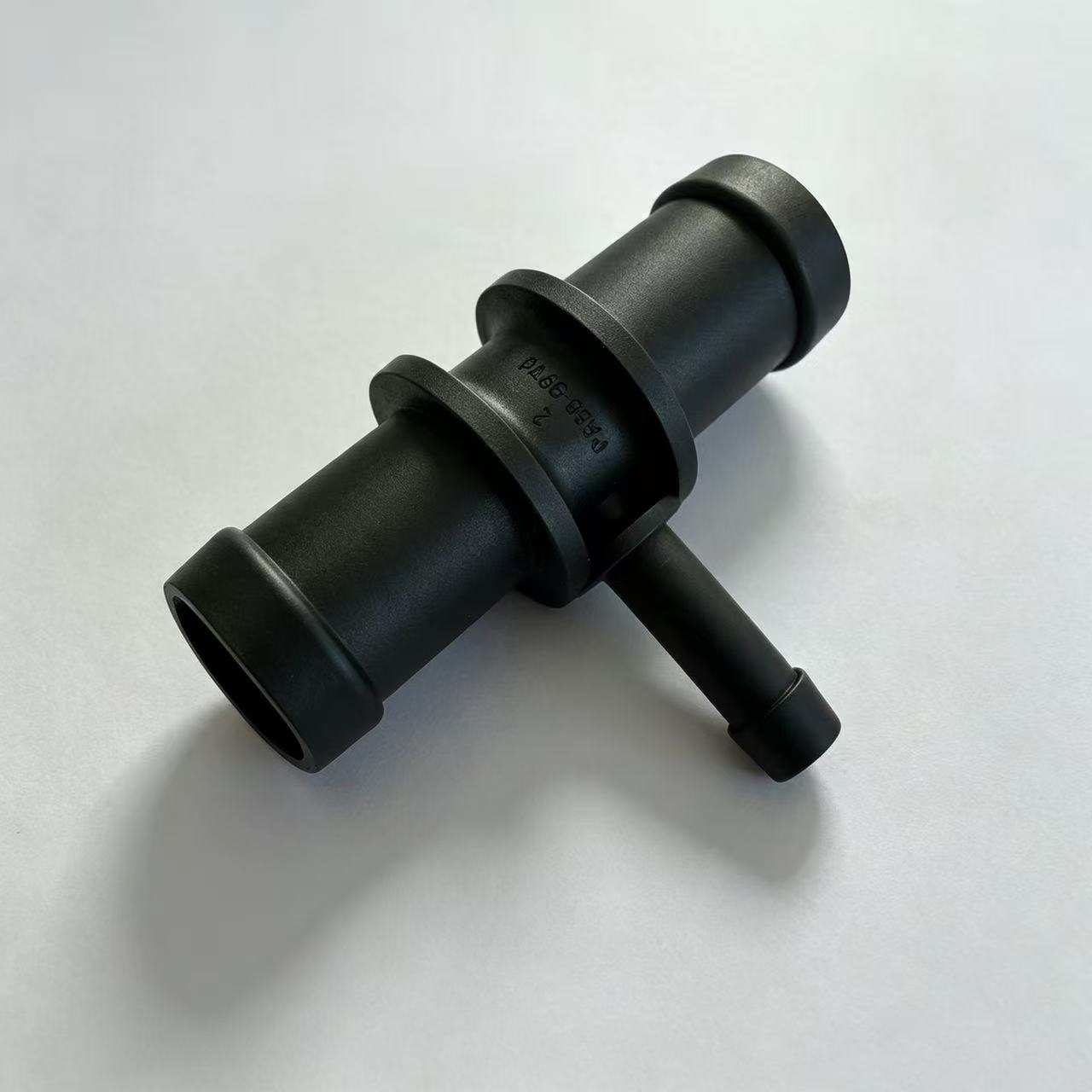 Automotive Coolant Hose T-Connector Size 20×20×8